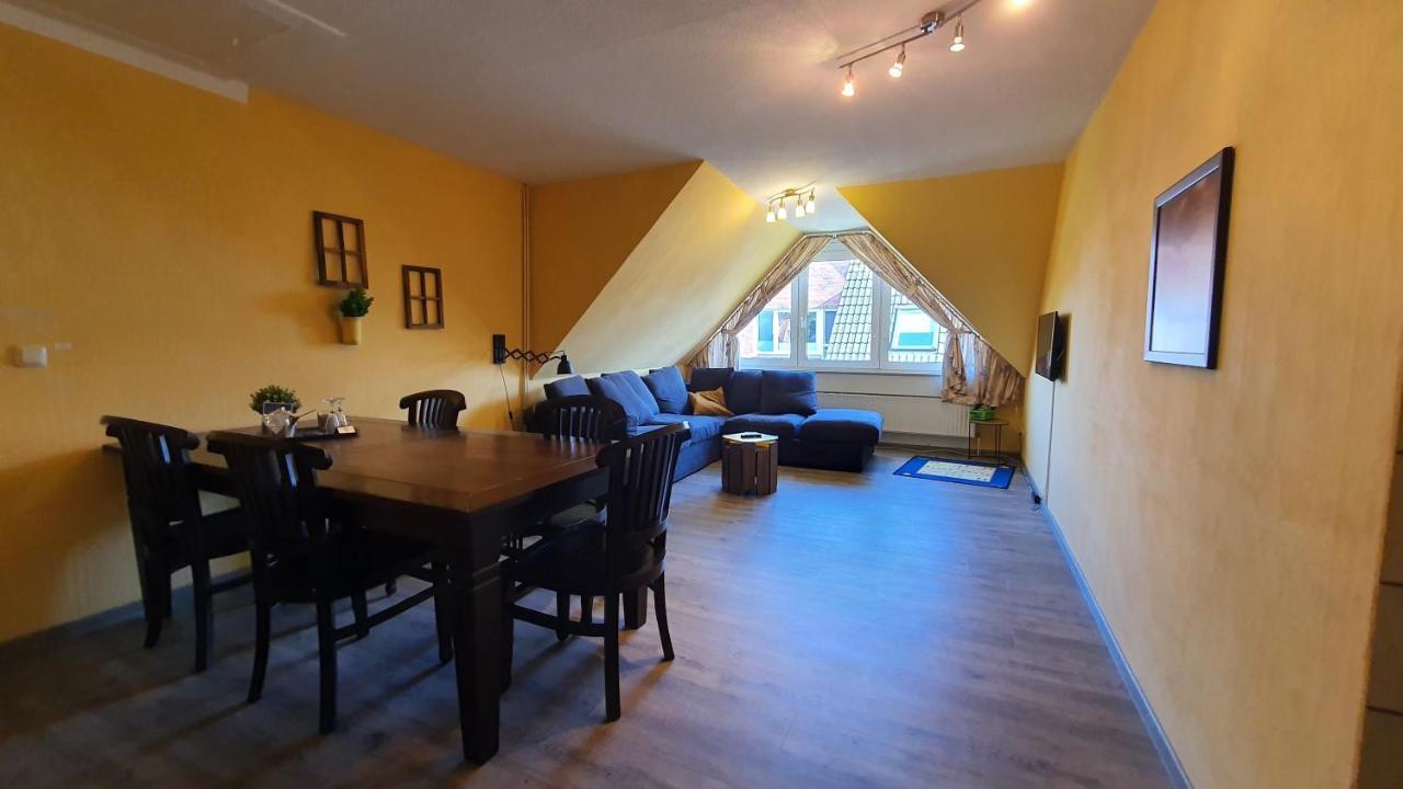 Friesenmeer Ferienwohnung Drei Бензерзиль Экстерьер фото