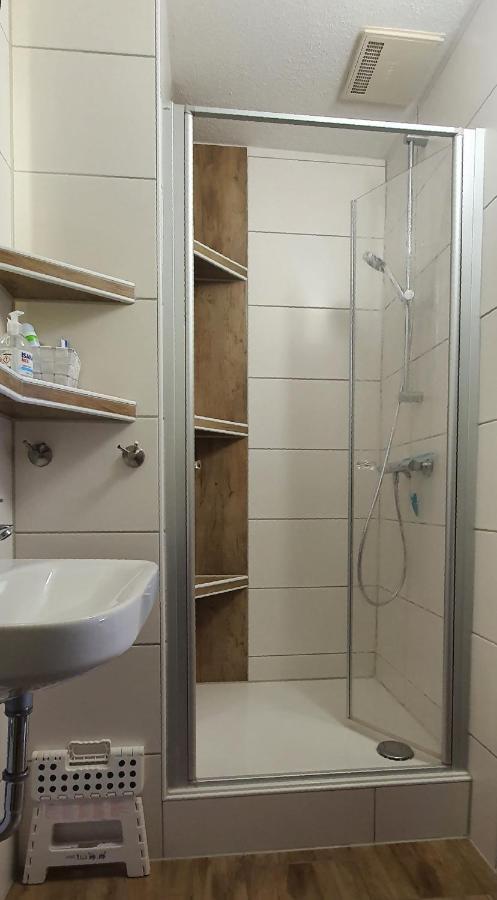 Friesenmeer Ferienwohnung Drei Бензерзиль Экстерьер фото